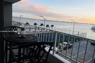 200 SE 15th Rd, Miami, FL 33129 - Photo 21