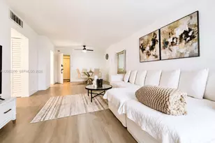 400 Kings Point Dr, Sunny Isles Beach, FL 33160 - Photo 1