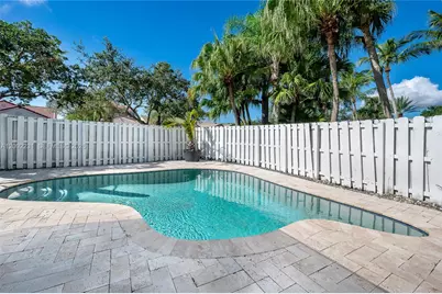 890 San Remo Dr, Weston, FL 33326 - Photo 19