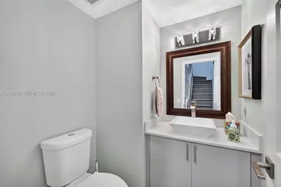 1401 NE 9th St #50, Fort Lauderdale, FL 33304 - Photo 21
