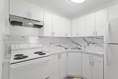 17255 SW 95th Ave #D153, Palmetto Bay, FL 33157 - Photo 7