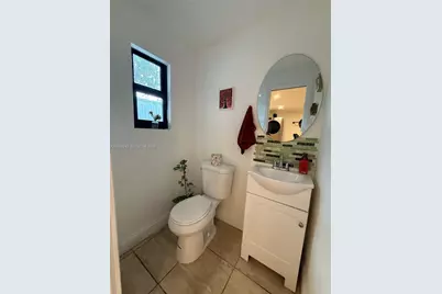 1114 NW 76th St, Miami, FL 33150 - Photo 23