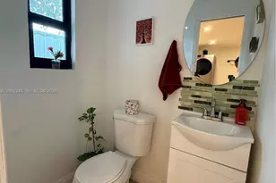 1114 NW 76th St, Miami, FL 33150 - Photo 23
