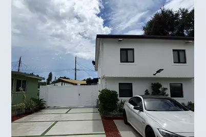 1114 NW 76th St, Miami, FL 33150 - Photo 3