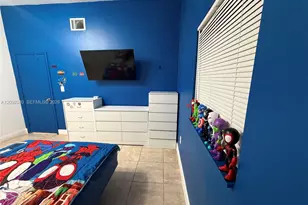 1114 NW 76th St, Miami, FL 33150 - Photo 15