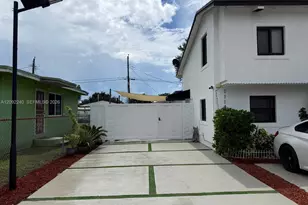 1114 NW 76th St, Miami, FL 33150 - Photo 1