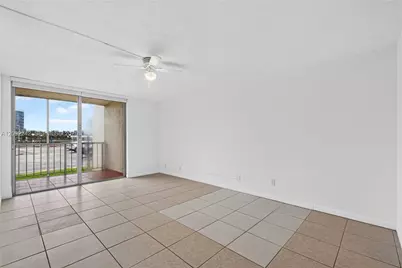 2000 Atlantic Shores Blvd #120, Hallandale Beach, FL 33009 - Photo 17