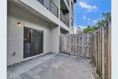 8195 NW 104th Ave #2, Doral, FL 33178 - Photo 17