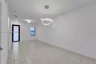 8195 NW 104th Ave, Doral, FL 33178 - Photo 11