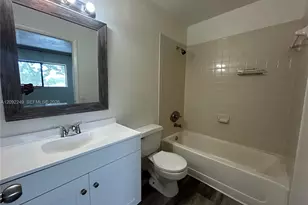 [Address not provided], Pembroke Pines, FL 33025 - Photo 11
