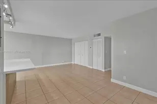 17021 N Bay Rd, Sunny Isles Beach, FL 33160 - Photo 9