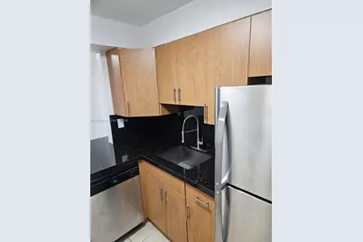 5201 Geneva Way #201, Doral, FL 33166 - Photo 3