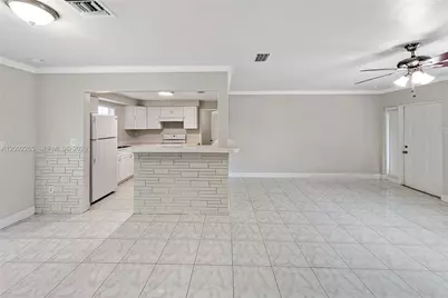 5500 SW 7th St, Margate, FL 33068 - Photo 11