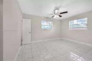 5500 SW 7th St, Margate, FL 33068 - Photo 13