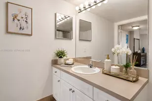 520 SE 5th Ave, Fort Lauderdale, FL 33301 - Photo 9