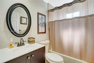 14361 N Royal Cove Cir, Davie, FL 33325 - Photo 13