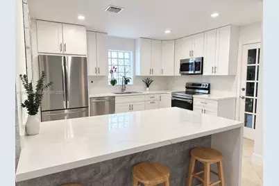 1235 Pierce St, Hollywood, FL 33019 - Photo 3
