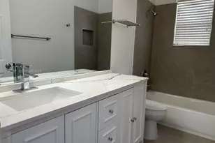 2031 SE 14th Ct, Homestead, FL 33035 - Photo 11