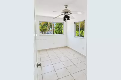 3229 NW 34th St, Miami, FL 33142 - Photo 29