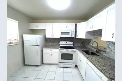 3777 NW 78th Ave #13D, Davie, FL 33024 - Photo 7