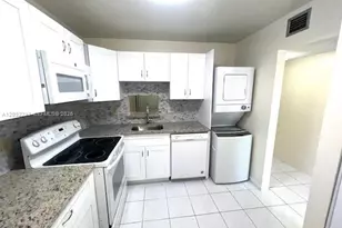 3777 NW 78th Ave, Davie, FL 33024 - Photo 9