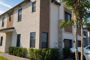 796 NE 208th Terrace, Miami Gardens, FL 33179 - Photo 1