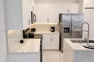 796 NE 208th Ln, Miami Gardens, FL 33179 - Photo 9