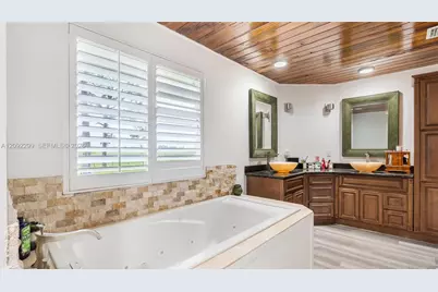 17035 N 48th Ct N, Loxahatchee, FL 33470 - Photo 11