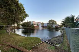 1735 W 60th St, Hialeah, FL 33012 - Photo 29
