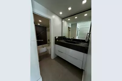 7135 Collins Ave #814, Miami Beach, FL 33141 - Photo 11