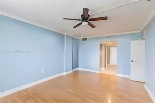 11111 Biscayne Blvd, Miami, FL 33181 - Photo 11
