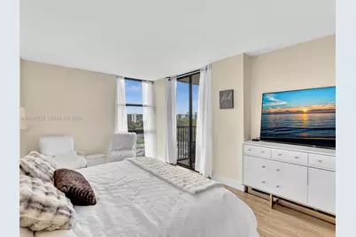 20301 W Country Club Dr #622, Aventura, FL 33180 - Photo 27
