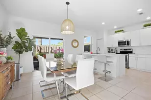 2605 SE 10th St, Homestead, FL 33035 - Photo 11
