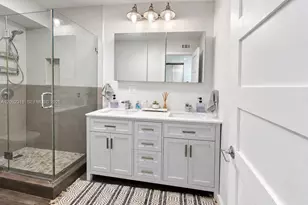3625 N Country Club Dr, Aventura, FL 33180 - Photo 17