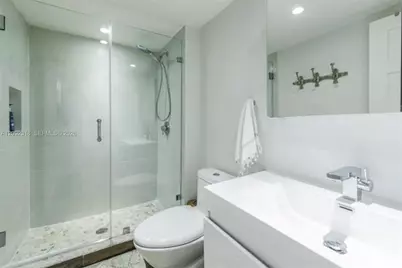 3625 N Country Club Dr #2003, Aventura, FL 33180 - Photo 11
