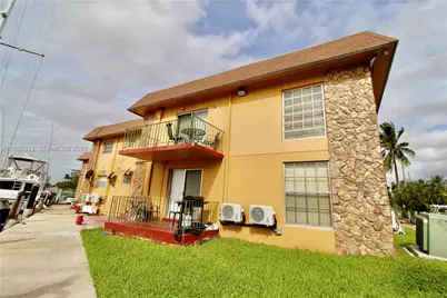 2290 NW North River Dr #5, Miami, FL 33125 - Photo 15