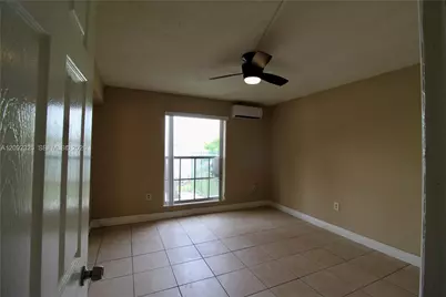 2290 NW North River Dr #13, Miami, FL 33125 - Photo 5