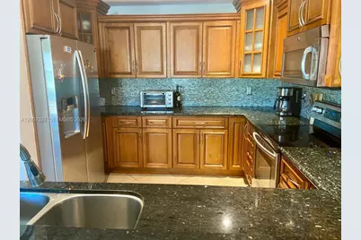 4046 Eastridge Dr, Deerfield Beach, FL 33064 - Photo 17