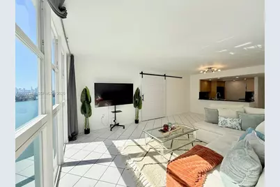1228 West Ave #1415, Miami Beach, FL 33139 - Photo 3