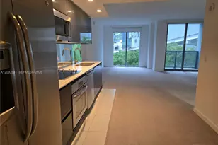 31 SE 6th St, Miami, FL 33131 - Photo 1