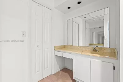 3225 NE 13th St #201, Pompano Beach, FL 33062 - Photo 27