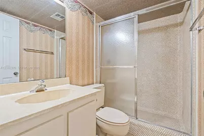 3225 NE 13th St #201, Pompano Beach, FL 33062 - Photo 35
