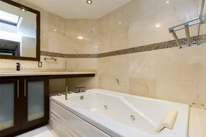 4775 Collins Ave #1201, Miami Beach, FL 33140 - Photo 19