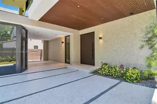 125 SW 29th Rd, Miami, FL 33129 - Photo 15