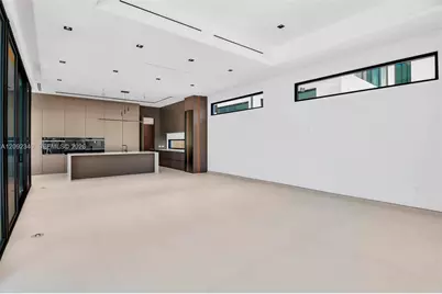 125 SW 29th Rd, Miami, FL 33129 - Photo 33
