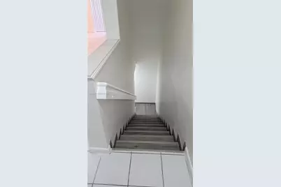 208 Riviera Cir #67-10, Weston, FL 33326 - Photo 7