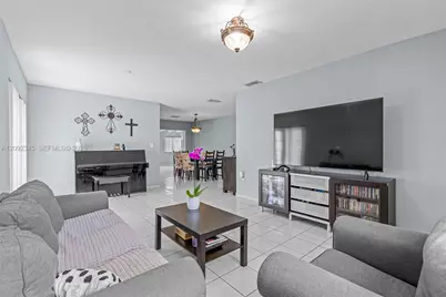 294 NW 134th Ct, Miami, FL 33182 - Photo 5