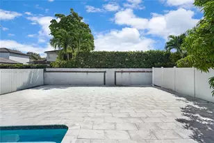 15123 NW 87th Pl, Miami Lakes, FL 33018 - Photo 43