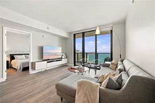 1010 Brickell Ave, Miami, FL 33131 - Photo 9