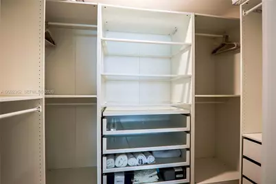 650 NE 32nd St #4105, Miami, FL 33137 - Photo 37
